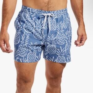 Chubbies The Thigh-Napples 5.5" Faded Classic Swim Trunk Blue Pineapples XXL